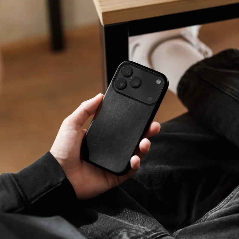Étui en cuir vegan pour iPhone 18 Pro