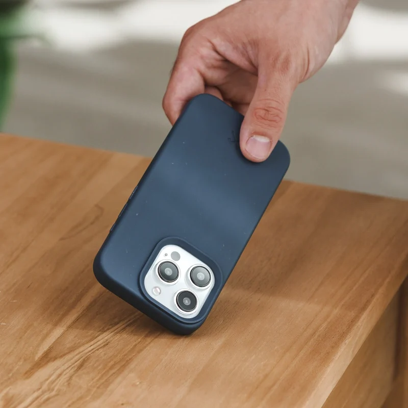 Étui pour iPhone 15 Durable