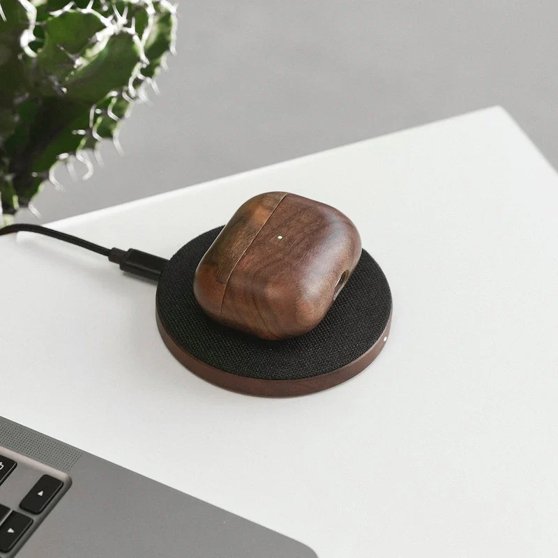 Étui pour AirPods en bois