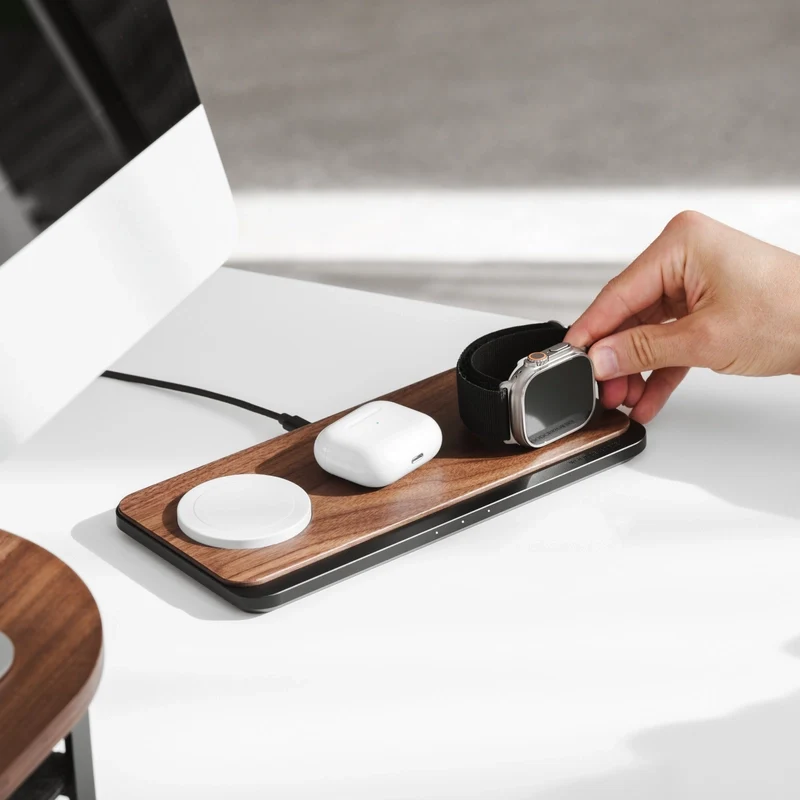Lot d'accessoires de bureau