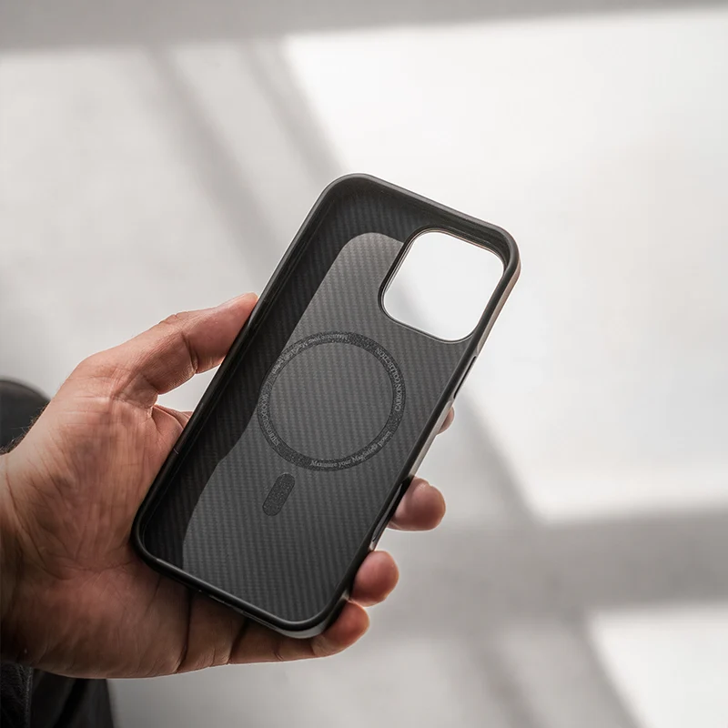 Carbon Case iPhone 17 Air avec MagSafe