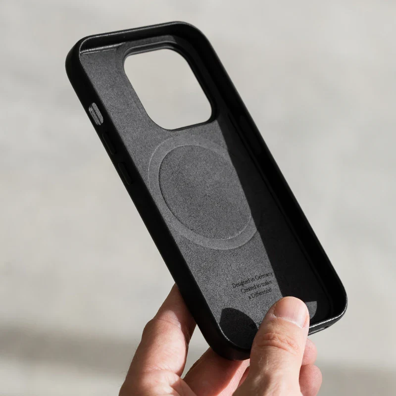 iPhone 16 Pro étui en cuir Vegan
