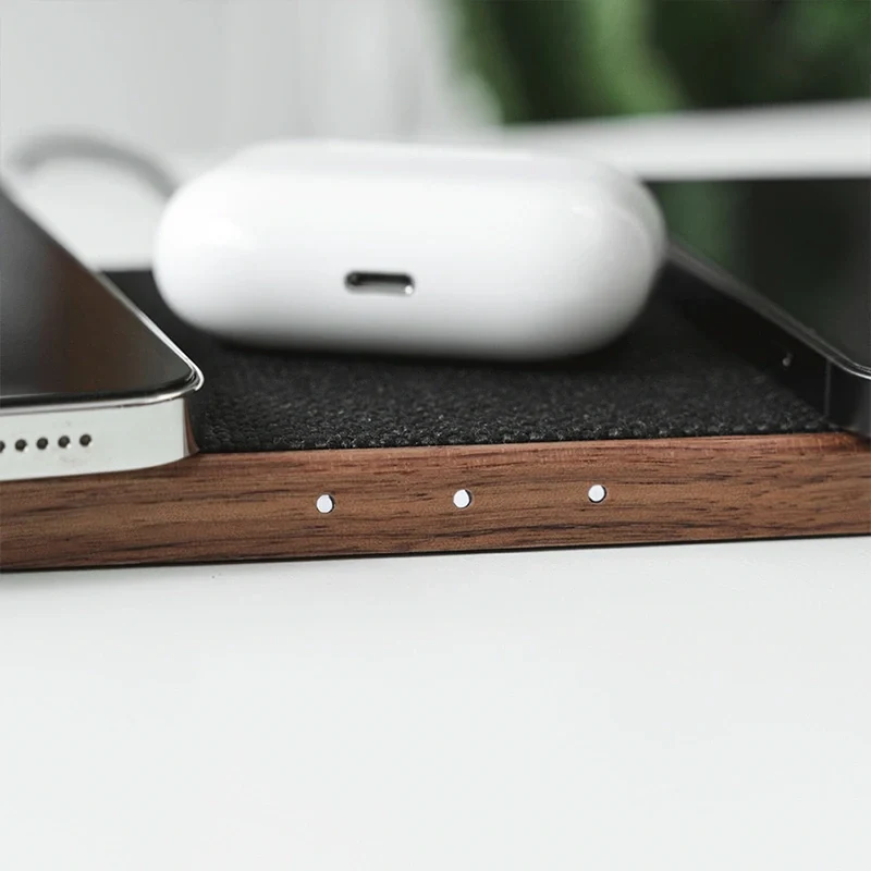 Station de recharge inductive 30 W en bois, lot
