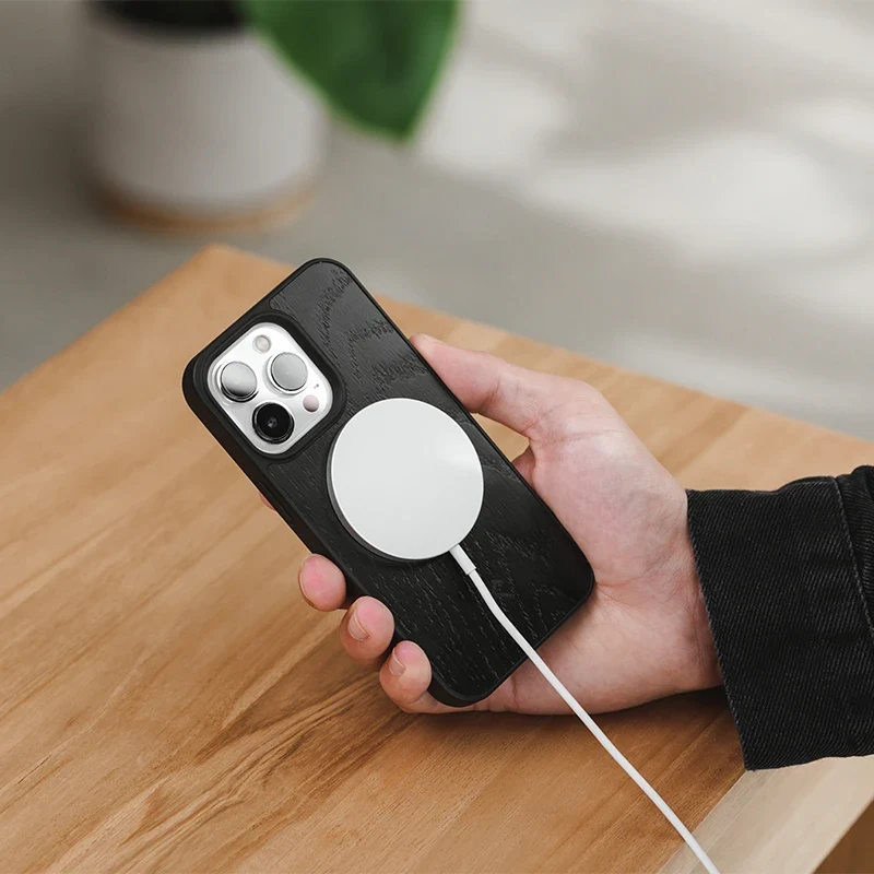 Étui pour iPhone 13 Pro Black Series