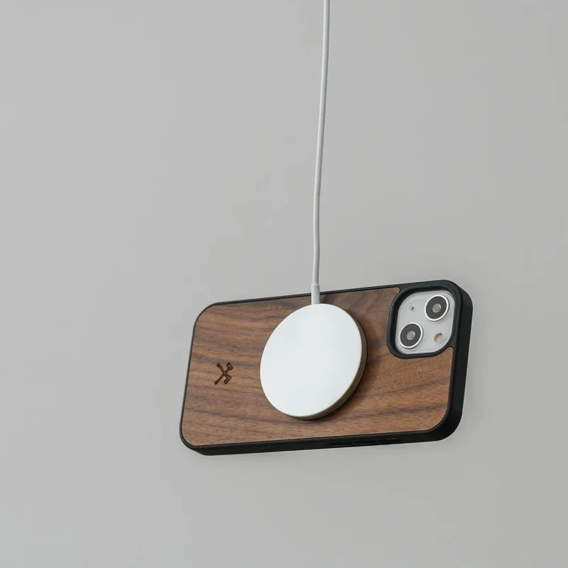 Étui pour iPhone 14 Plus MagSafe en bois