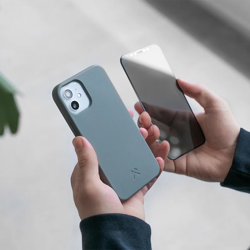 Verre blindé pour iPhone 11 & Xr avec protection contre les regards indiscrets