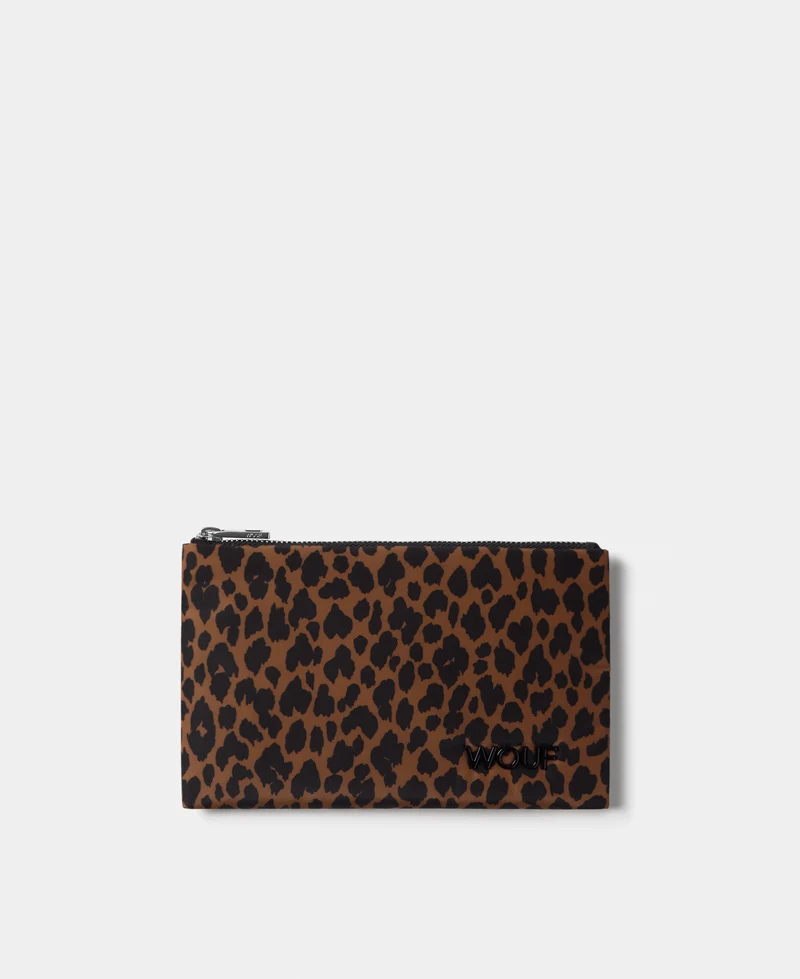 Leo Pouch