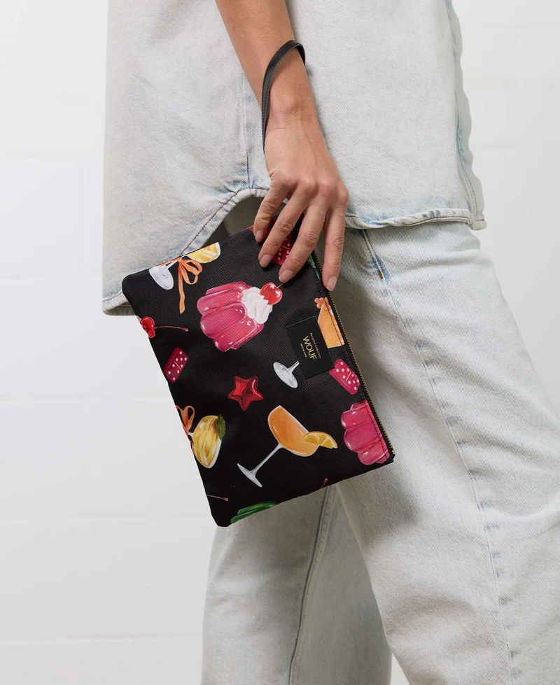 Cheers XL Pouch Bag
