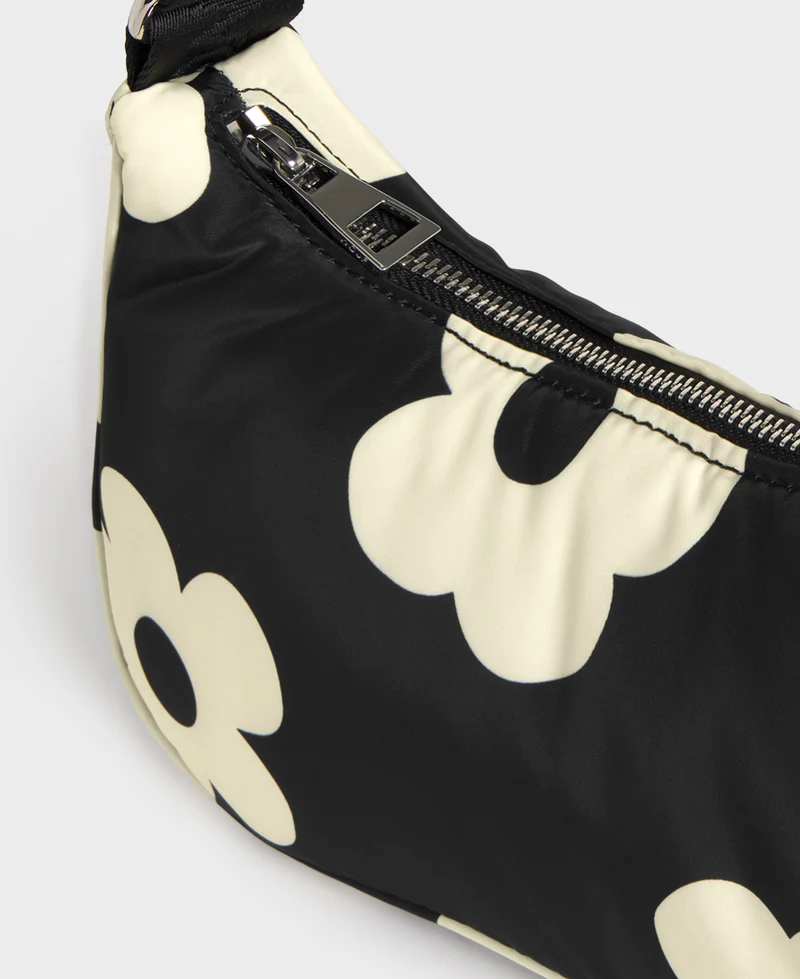 Night Daisy Shoulder Bag