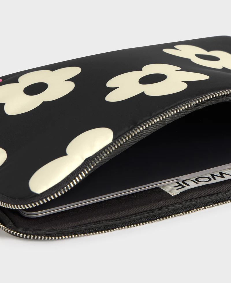 Night Daisy Laptop Sleeve 13" & 14"