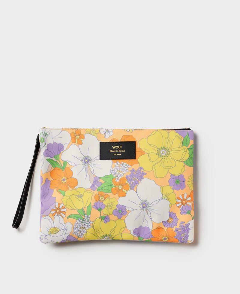 Yelli XL Pouch Bag