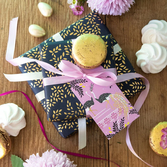 Iced Pink Ostrich & Palms Gift Tags - Set of 5