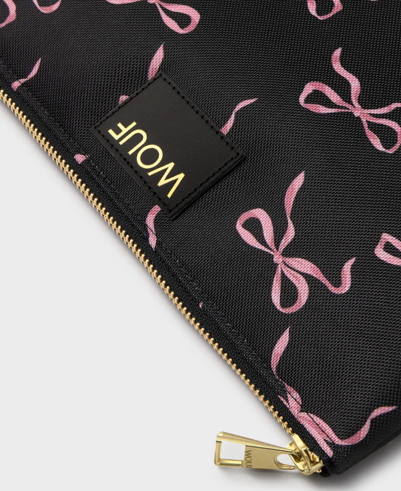 Juliette XL Pouch Bag