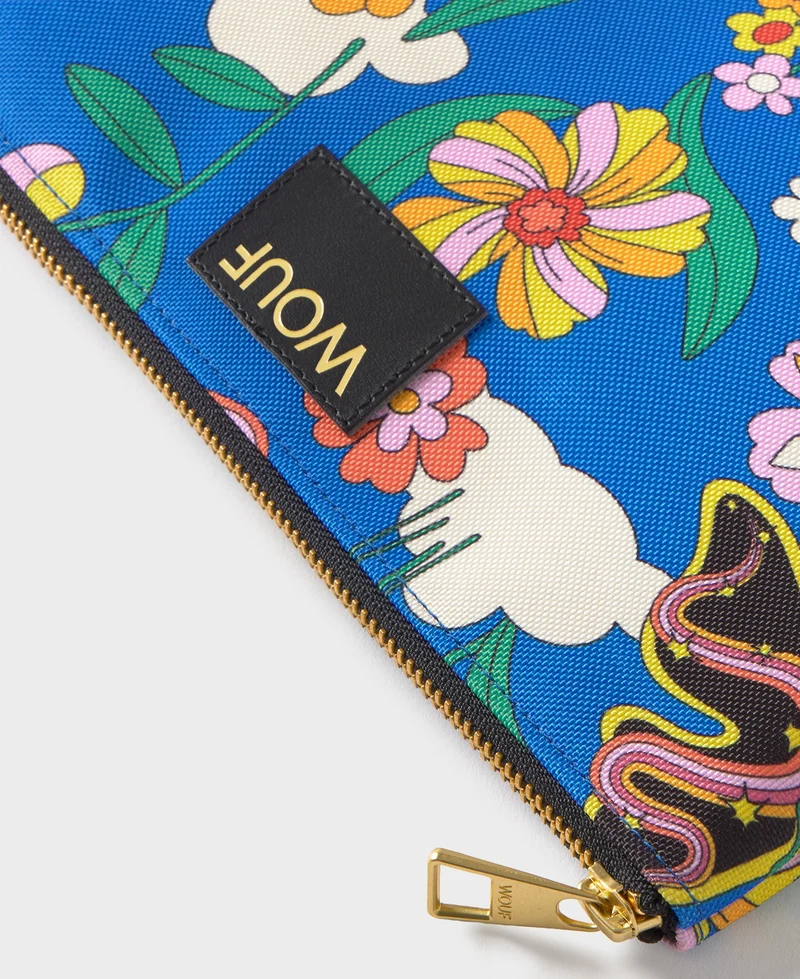 Happyland XL Pouch Bag