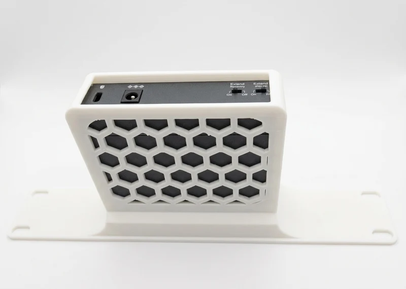 10-tommer rackbeslag til TP-Link SG1005P og SG105