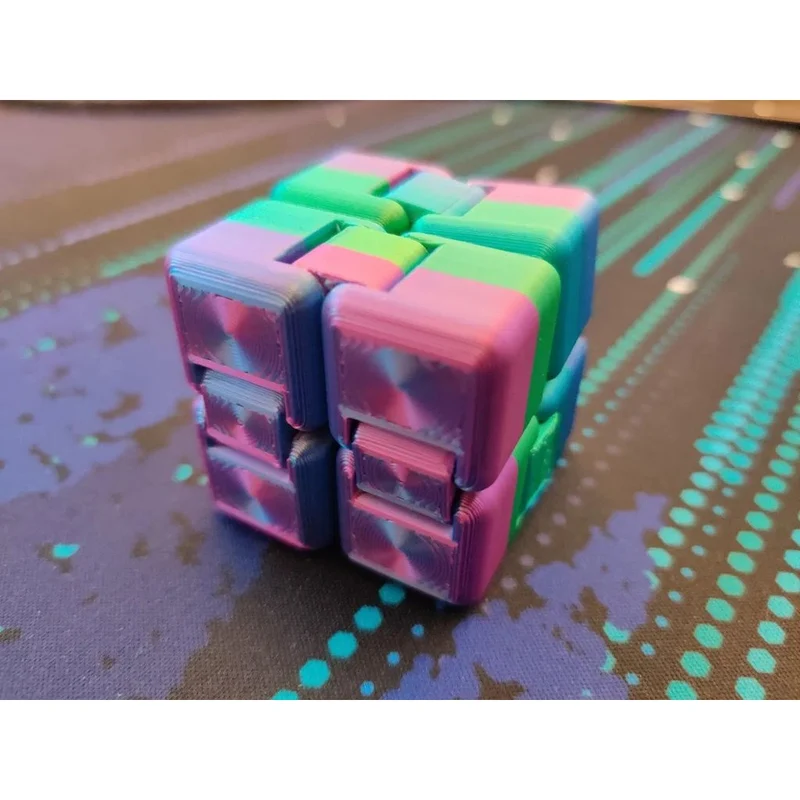 Cube fidget infinity pliable compact