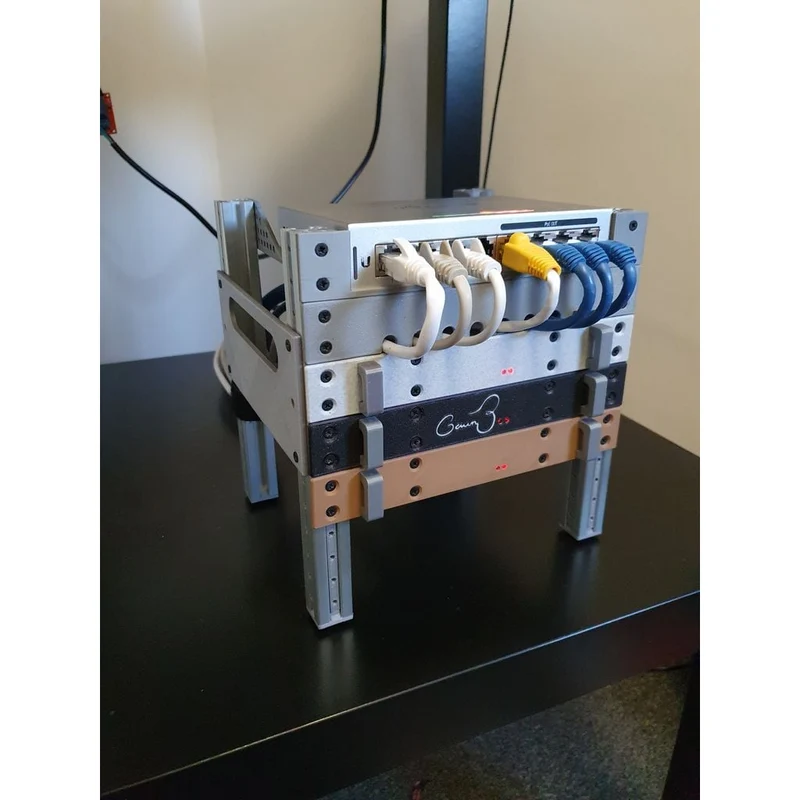Baie réseau pour UniFi et Raspberry Pi