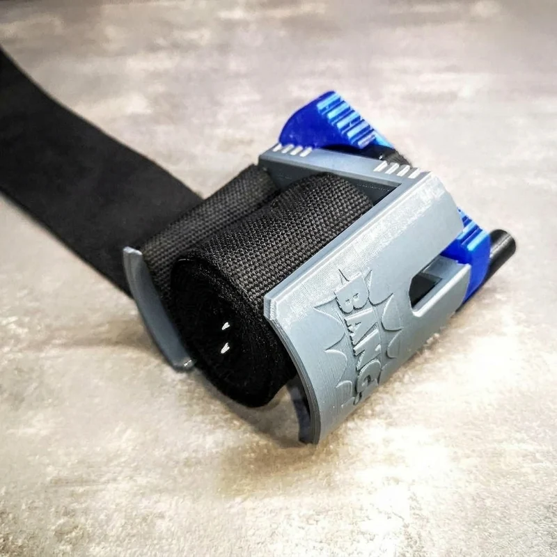 Enrouleur à engrenages pour bandes de boxe et bandages