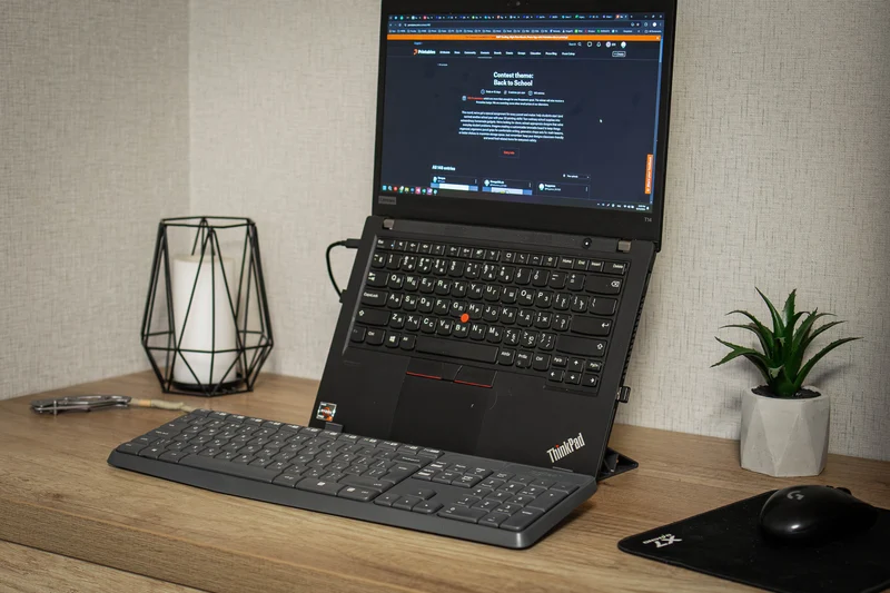 Support ergonomique pour ordinateur portable