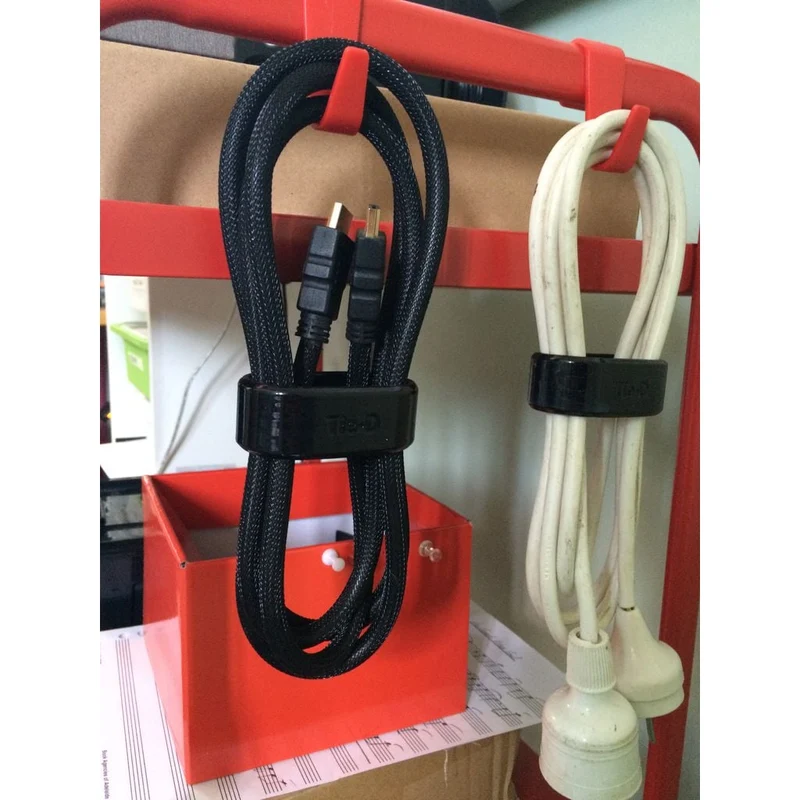 Supports de câbles pratiques pour l'organisation des fils