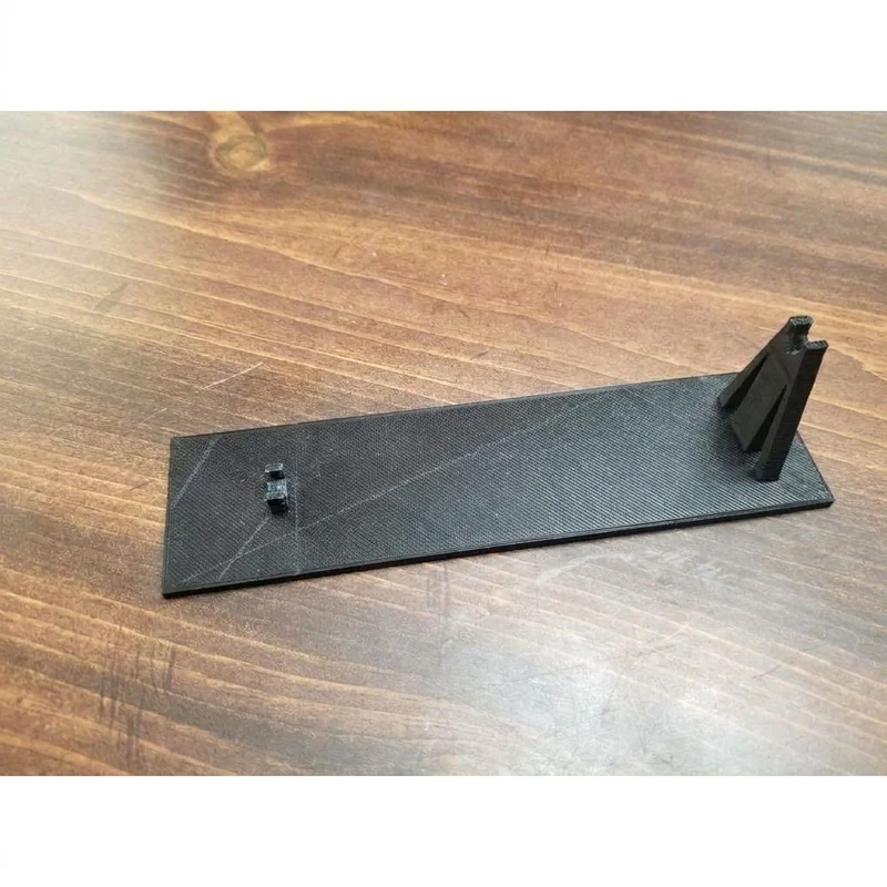 Couteau Karambit décoratif avec support assorti