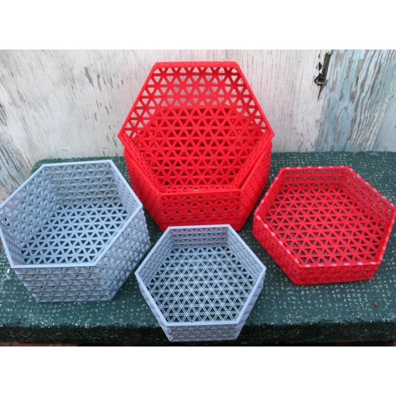 Récipients hexagonaux avec motif géométrique triangulaire et couvercle