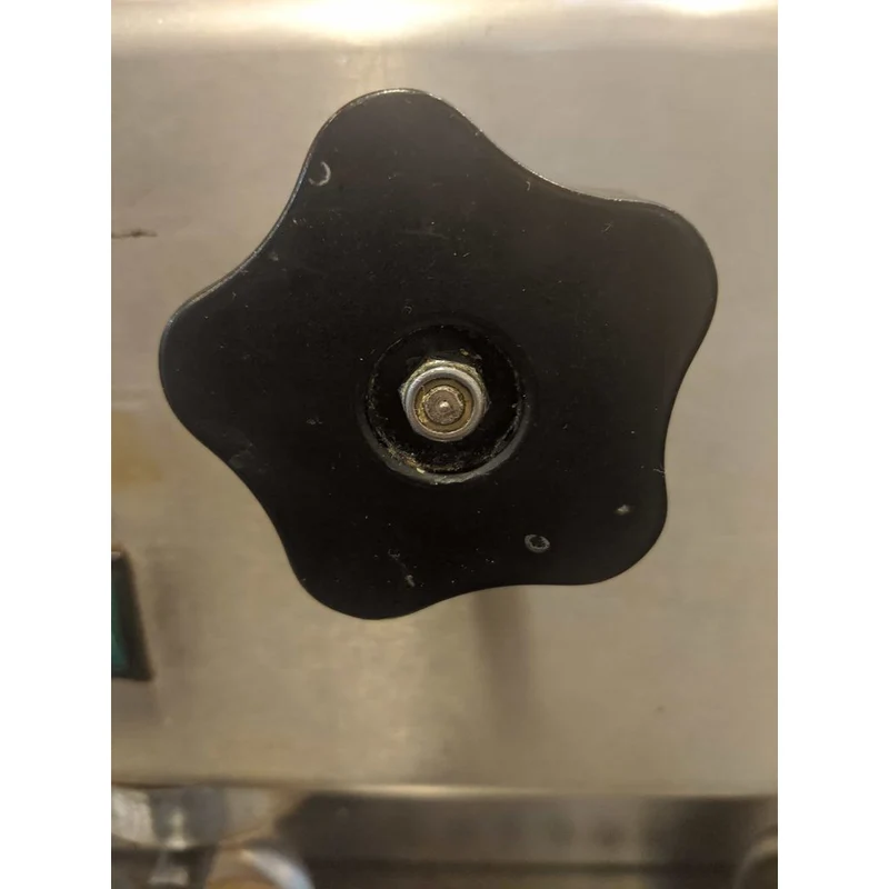 Bouton de remplacement pour le commande d'une machine à expresso classique