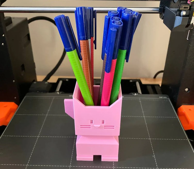 Cali Cat porte-stylo et organisateur de bureau pratique