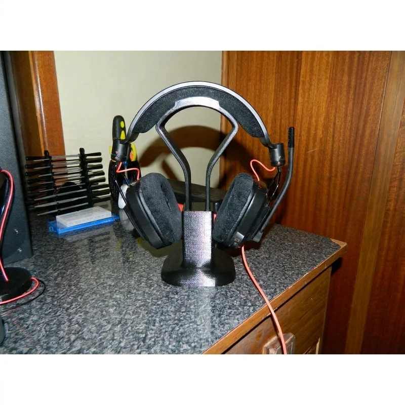 Support casque pratique pour casques de gaming avec base LED