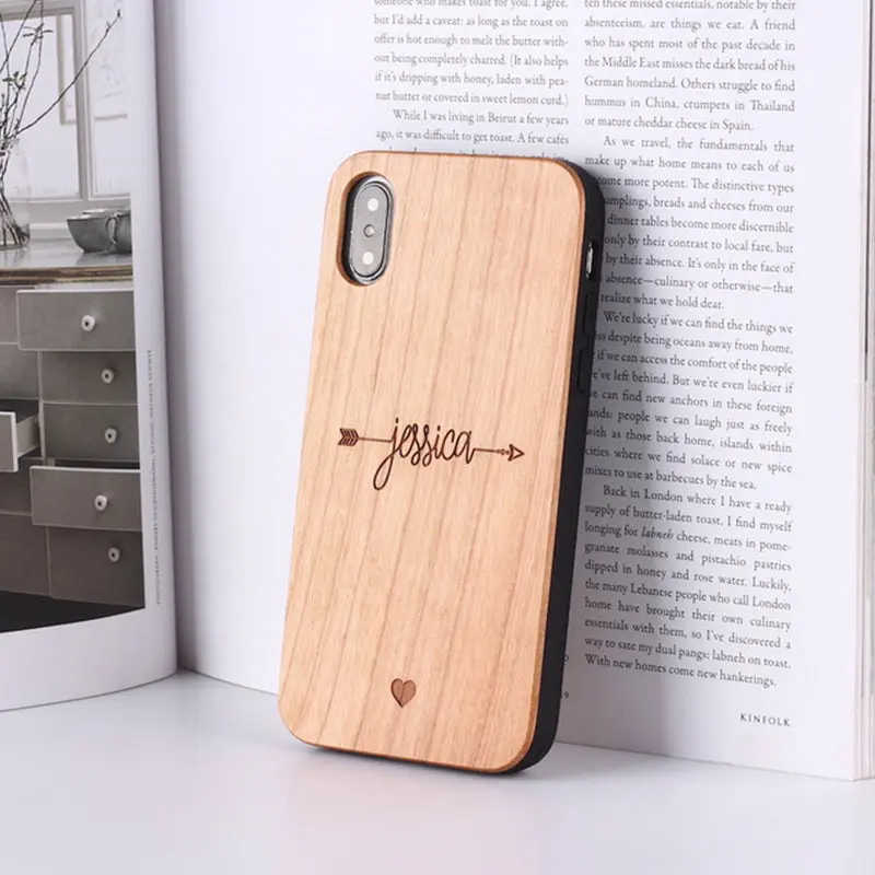 Coque Téléphone Bois Sculpté ATHENA