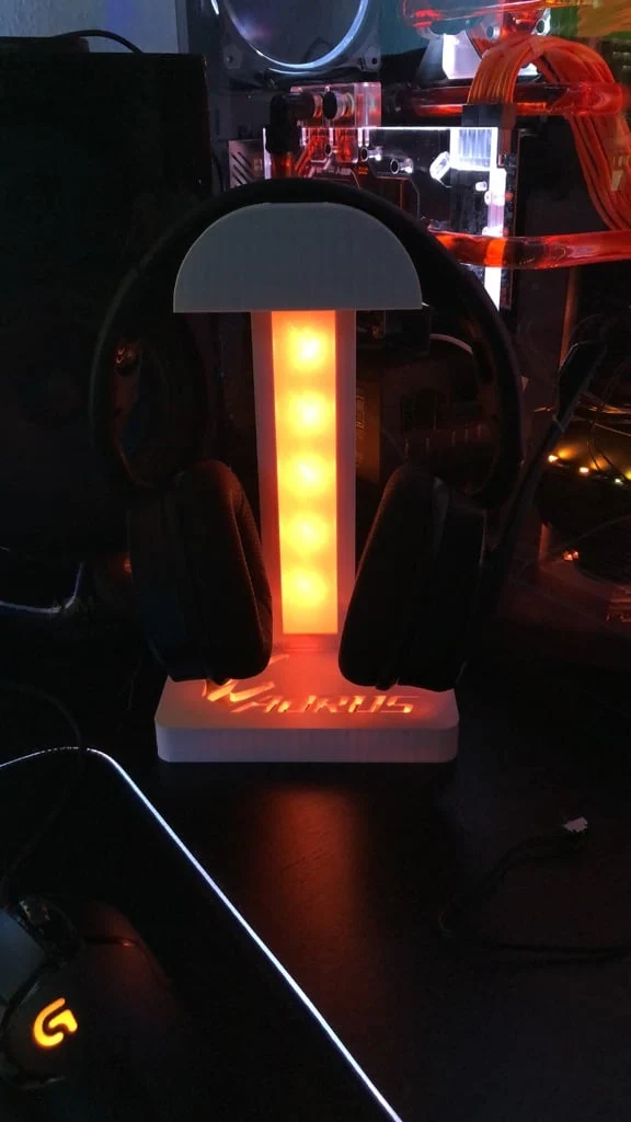 Support de casque Aorus avec RVB