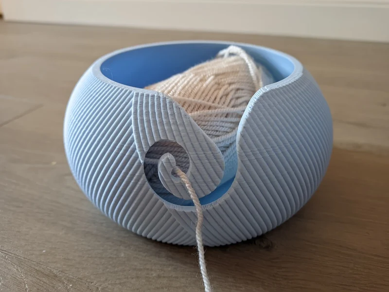 Bol à laine en forme de pelote de laine classique