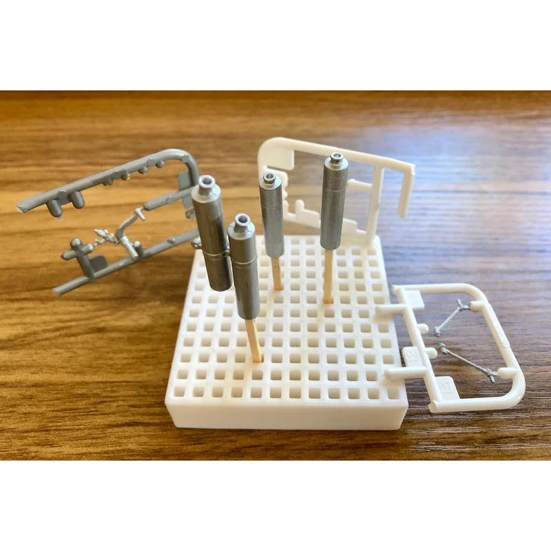 Support de séchage pour la peinture de figurines et de pièces en plastique