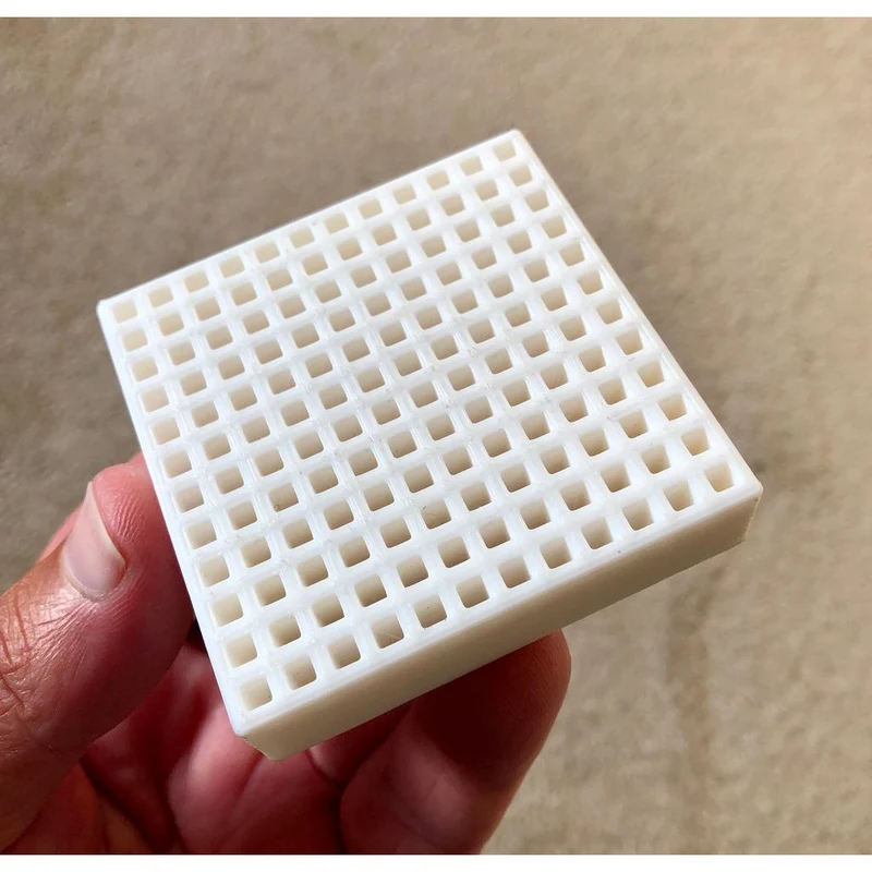 Support de séchage pour la peinture de figurines et de pièces en plastique