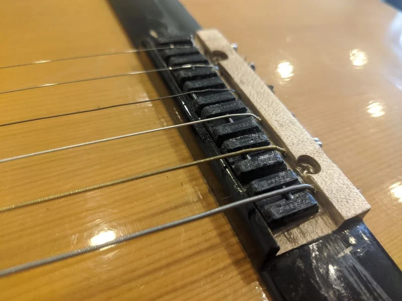 Selle réglable pour guitare acoustique/classique