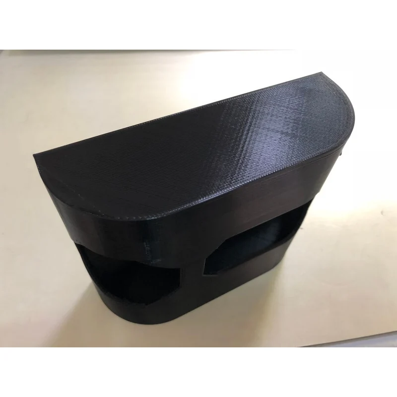 Distributeur compact pour le rangement de sacs en plastique