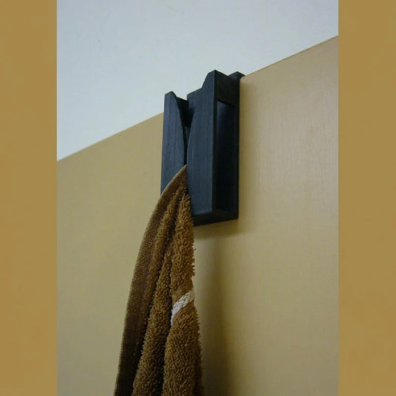 Crochet de porte pratique pour suspendre les serviettes