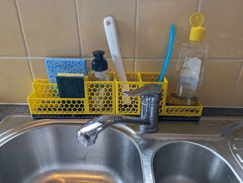 Organisateur d'évier de cuisine modulaire avec égouttoir intégré