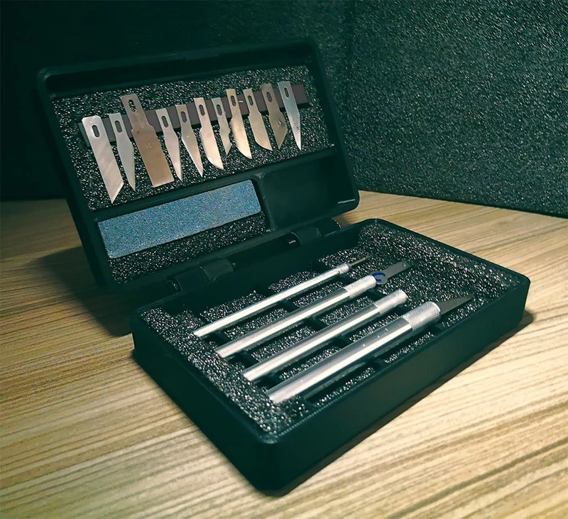 Boîte de rangement de précision pour couteaux de loisir, lames et pierres à aiguiser