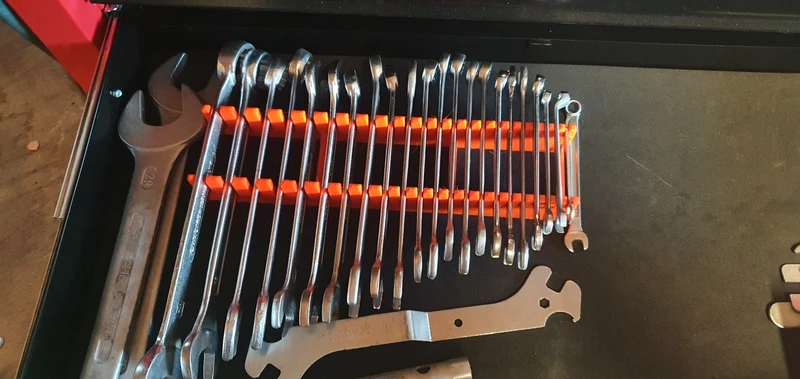Support de clé à molette pour boîtes à outils et chariots à outils