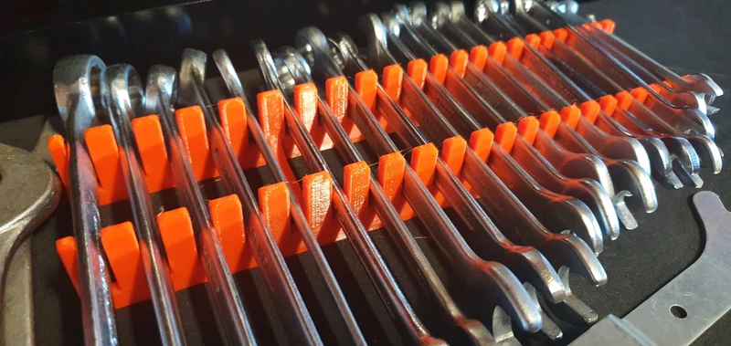Support de clé à molette pour boîtes à outils et chariots à outils