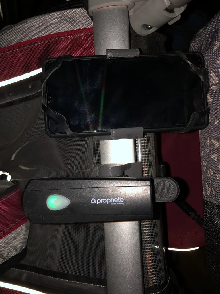 Pack d'accessoires Thule Chariot & Glide : Lumière, Téléphone et Protection contre la corrosion