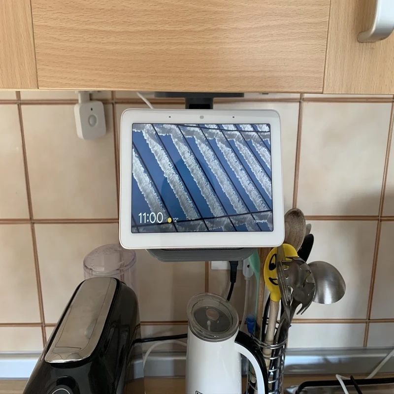 Support pivotant Google Nest Hub pour montage sous armoire