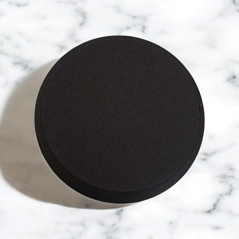 Vase moderne RippleBloom au design ondulé