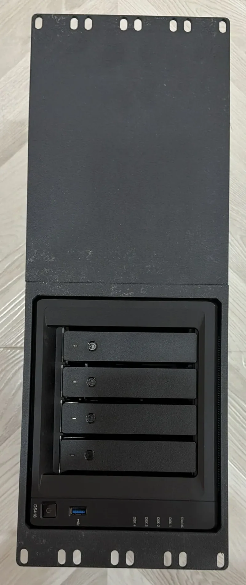 Rack 19 pouces pour Synology DS418