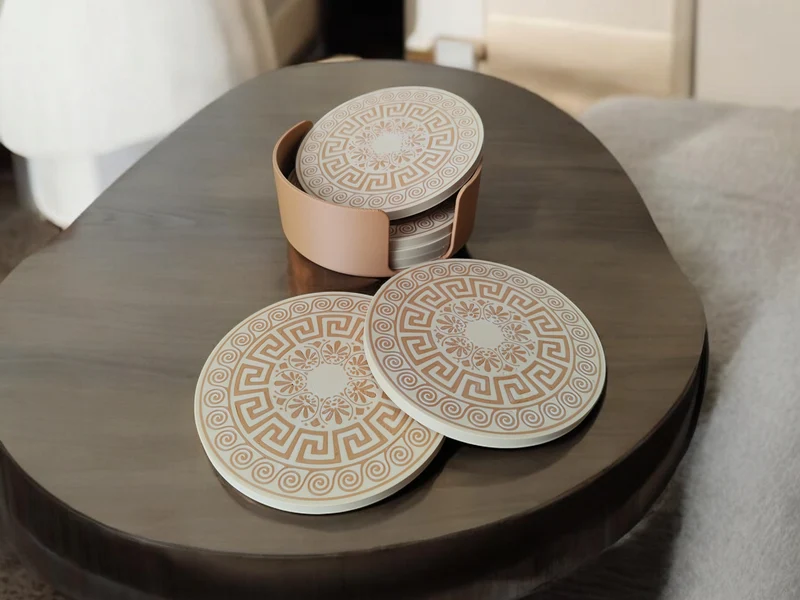 Sous-verres en verre au design grec avec support pratique