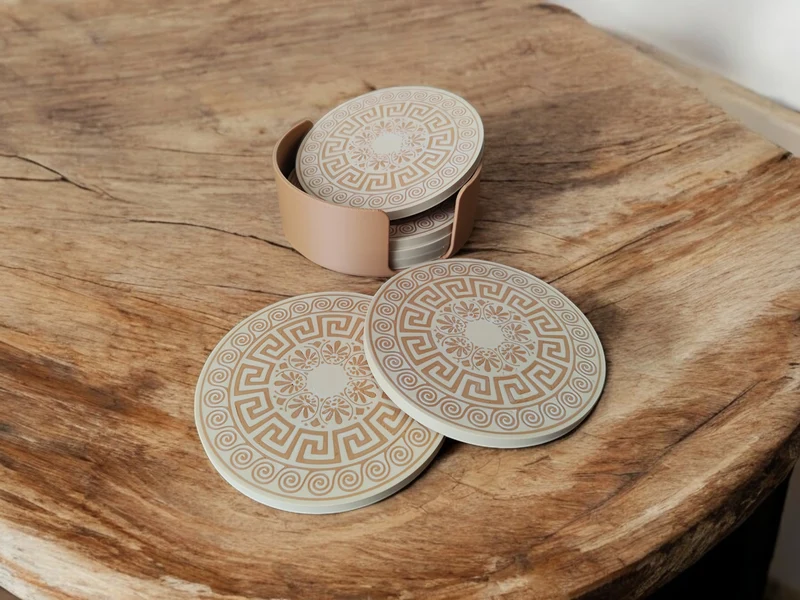 Sous-verres en verre au design grec avec support pratique