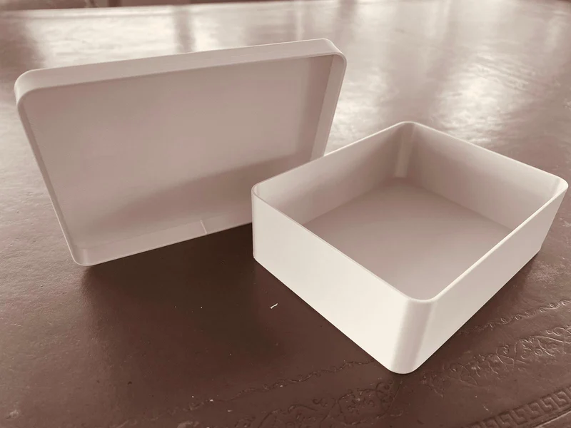 Boîte organisatrice pratique avec couvercle