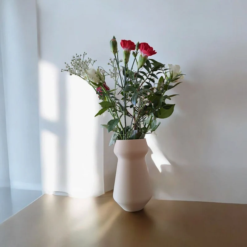 Vase conique minimaliste Athen pour maisons modernes