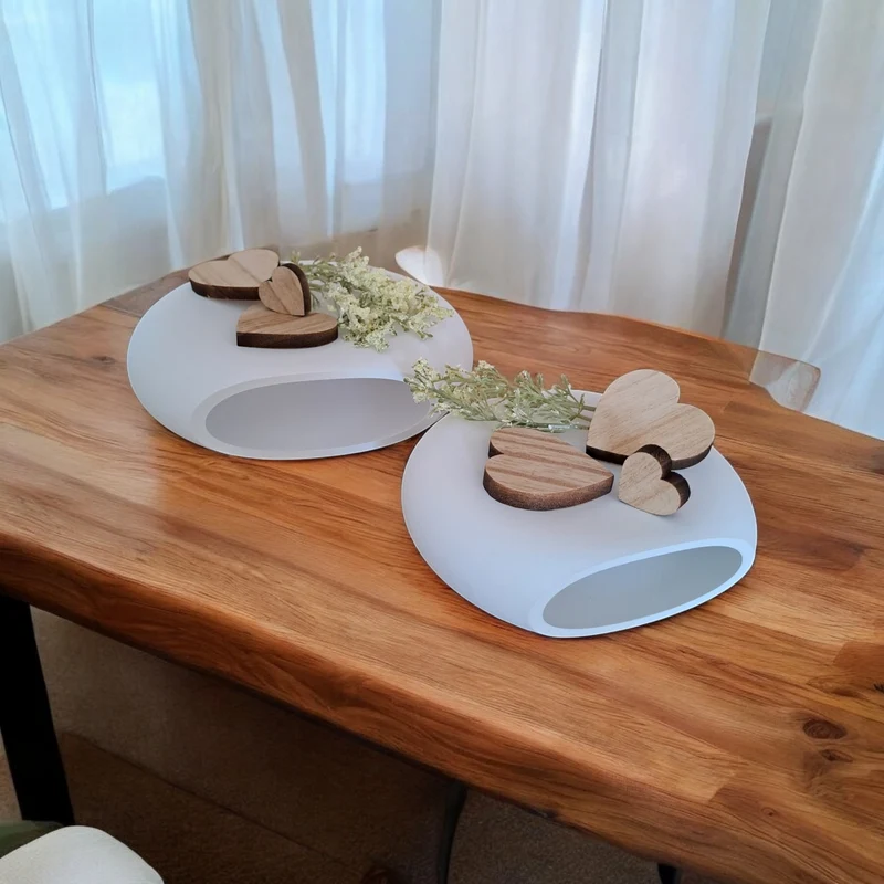 Plateau décoratif et pratique avec design en galets de rivière